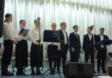 Служение прославления группы 